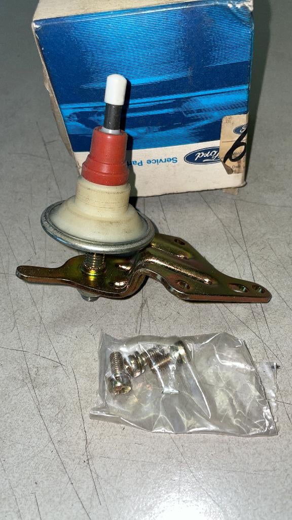 Diversen nieuwe onderdelen Ford Siërra 1987/93, Ophalen of Verzenden, Nieuw, Ford