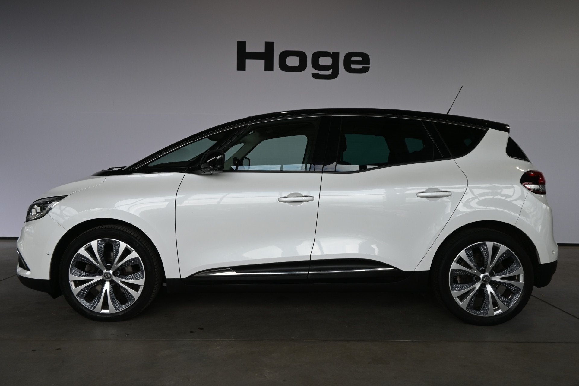 Renault Scénic 1.3 TCe Intens Automaat Nap Clima Cruise Tre, Gebruikt, 4 cilinders, Leder en Stof, Wit