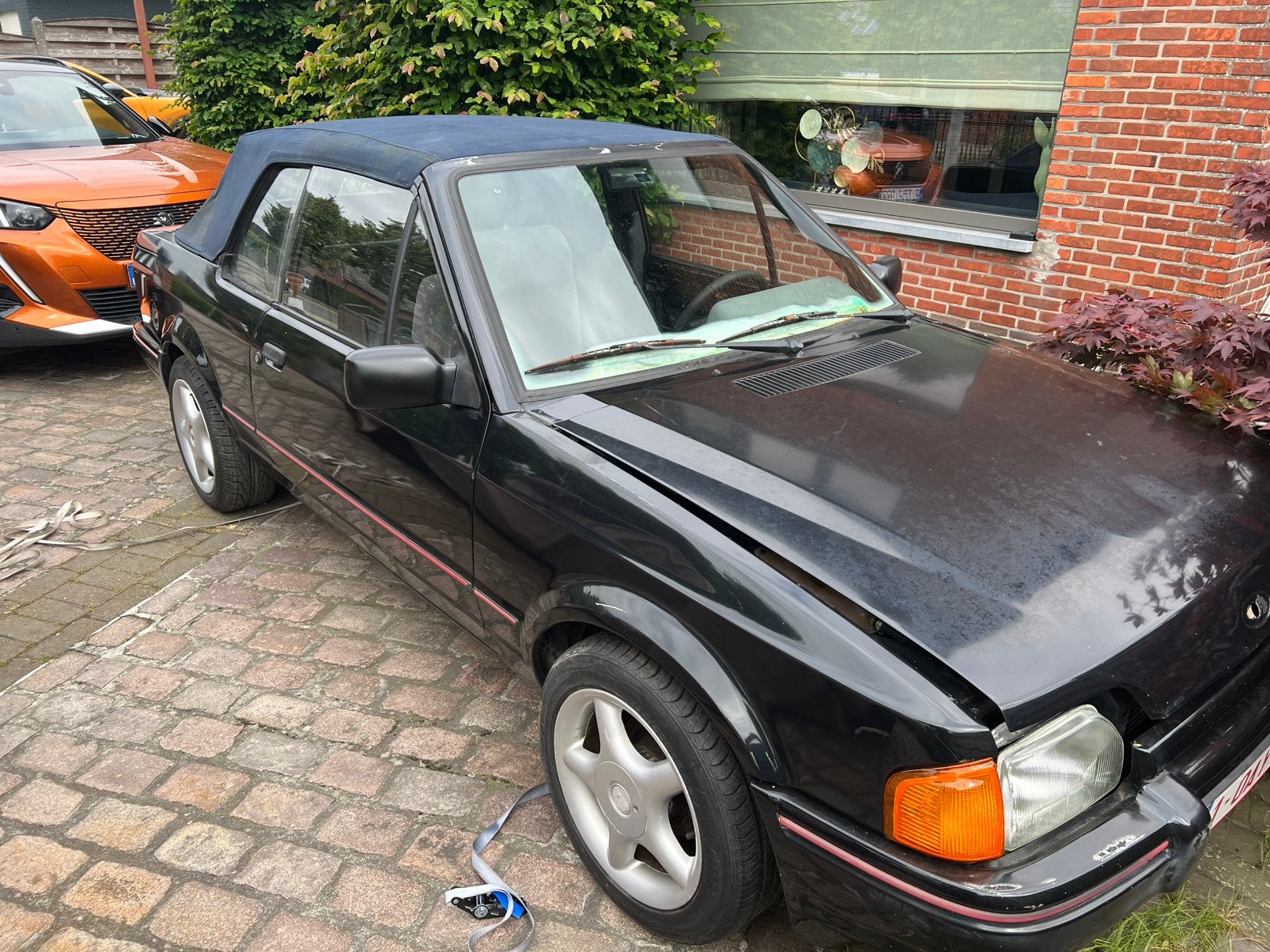 Ford escort cabrio 1600 rally kit + escort cabrio xr3i, Ophalen, Gebruikt, Ford, Motorkap