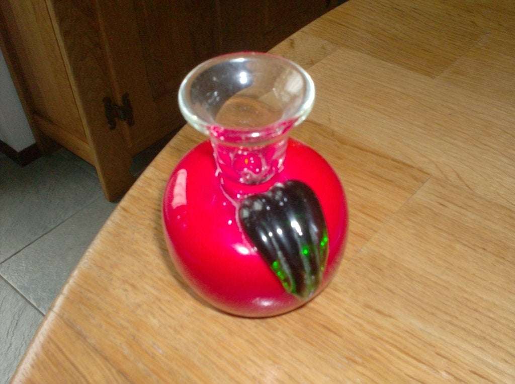 klein glasblaas vaasje 9.5 cm hoog, Huis en Inrichting, Ophalen of Verzenden, Zo goed als nieuw