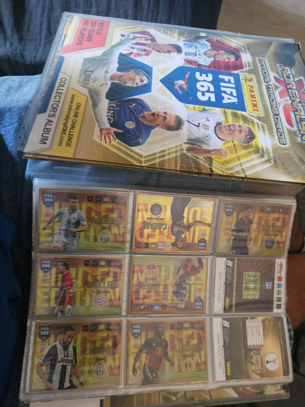 Voetbalplaatjes FIFA 365 Adrenalyn XL - Diverse clubs, Ophalen of Verzenden, Gebruikt, Buitenlandse clubs, Poster, Plaatje of Sticker
