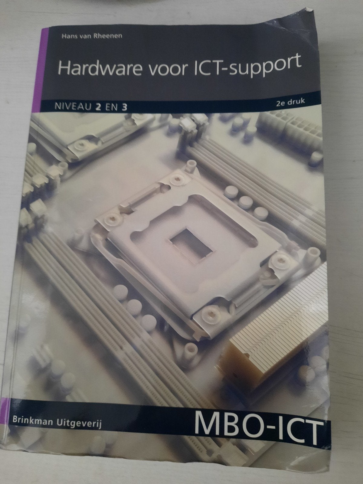 Hardware voor ICT Support boek – MBO ICT niveau 2 en 3, Ophalen, Gelezen, Hardware