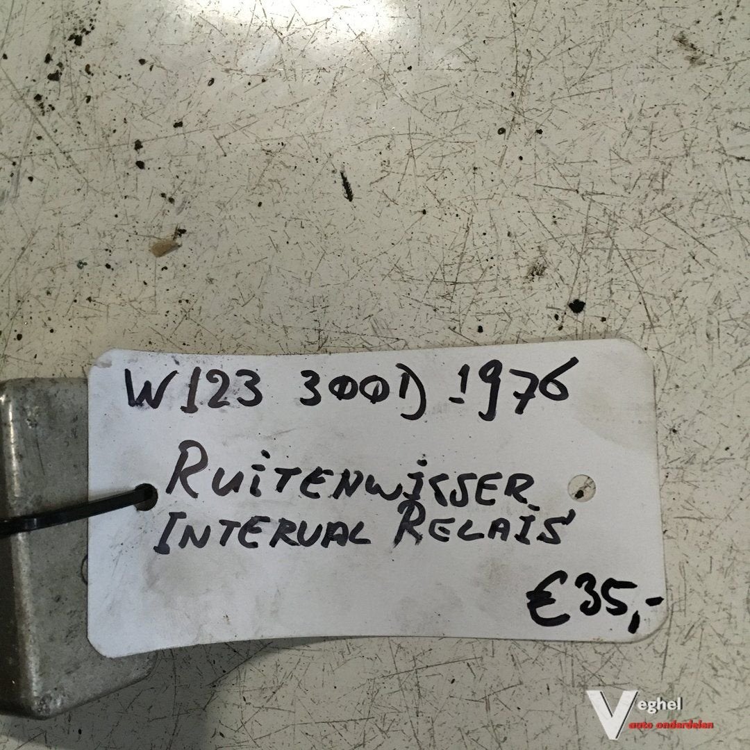 Mercedes W123 3.0 diesel 1976  Ruitenwisser Relais  0335 320, Gebruikt, -, -, Ophalen of Verzenden
