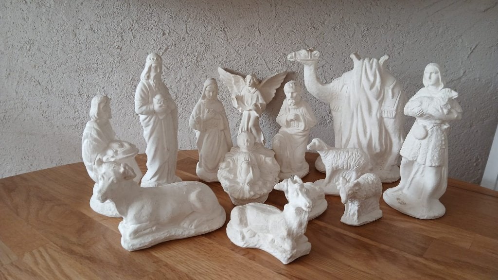Kerststal figuren 12 stuks Gips, Diversen, Kerst, Zo goed als nieuw, Ophalen of Verzenden