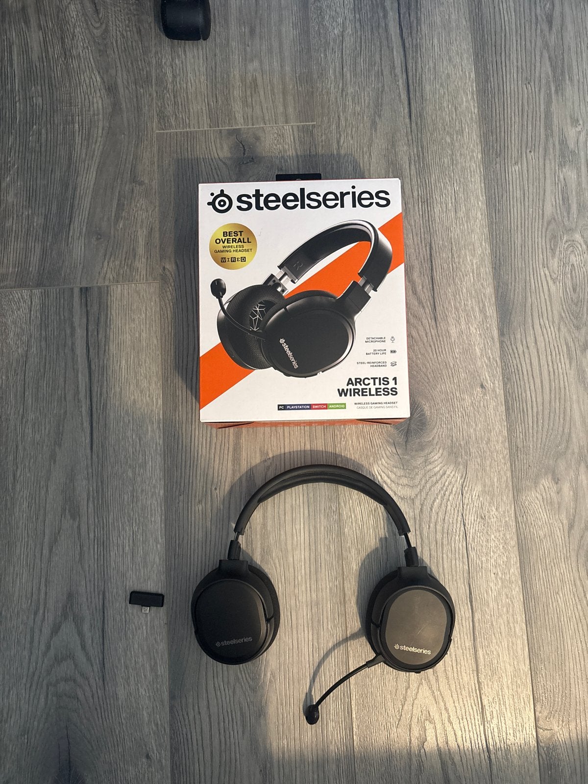 SteelSeries Arctis 1 Wireless Gaming Headset - Zo goed als n, Gaming, Ophalen of Verzenden, Zo goed als nieuw, Steelseries