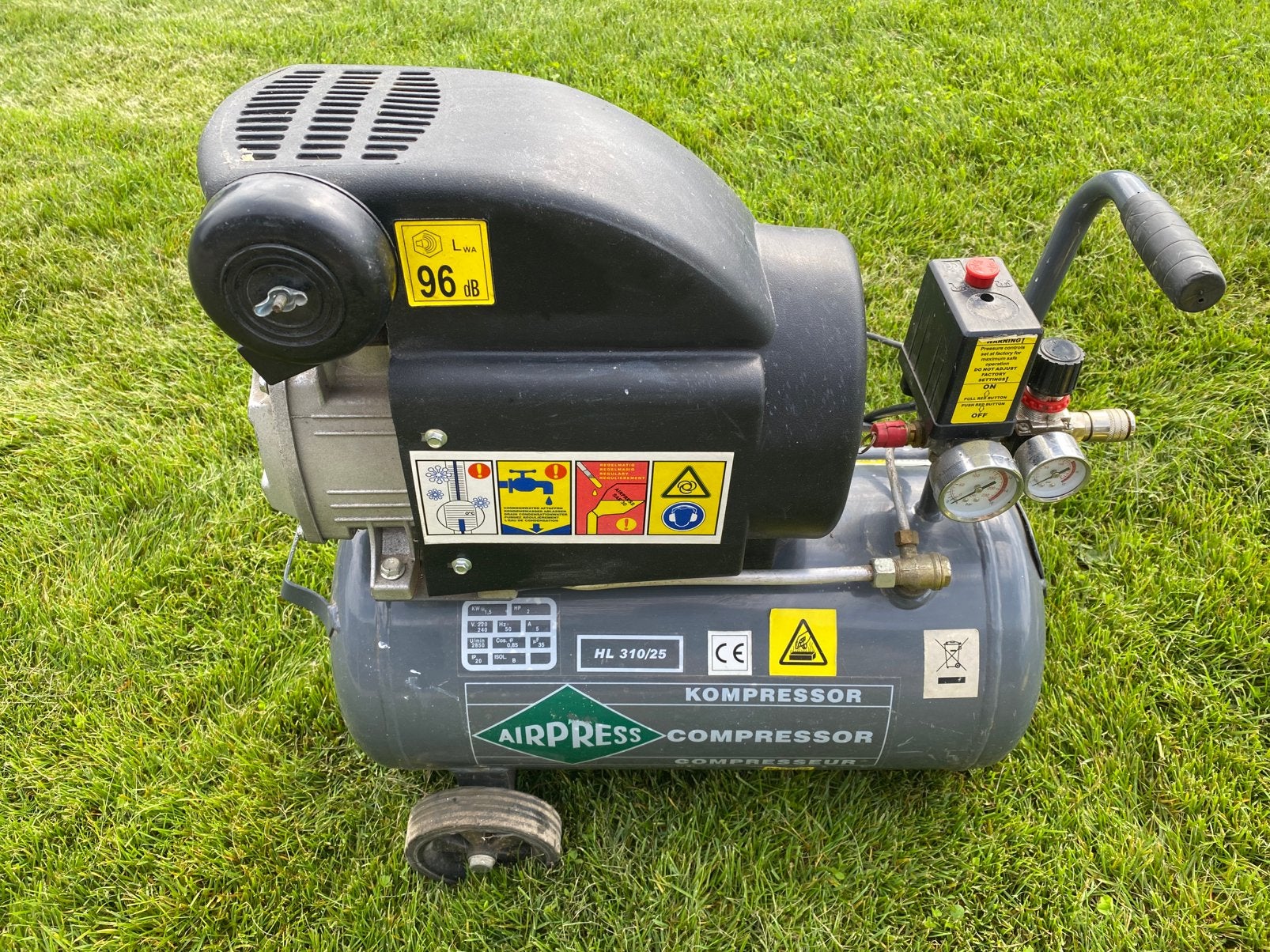 Airpress compressor HL130/25 liter, Ophalen, 6 tot 10 bar, Zo goed als nieuw, 25 tot 100 liter