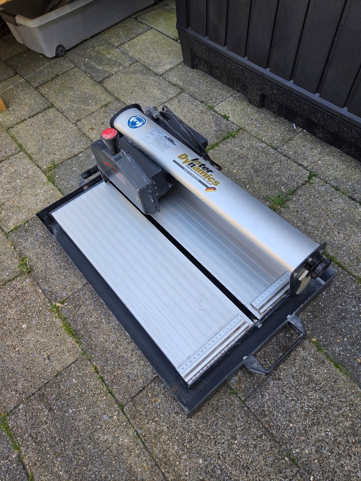 Inter Dynamics Dynamic 350 Tegelzaag, Doe-het-zelf en Verbouw, Gereedschap | Zaagmachines, Gebruikt, Overige typen, 600 tot 1200 watt