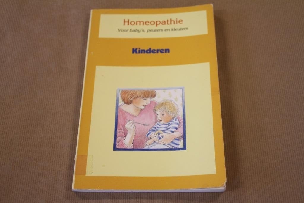 Homeopathie voor baby\'s peuters en kleuters - Kinderen, Boeken, Ophalen of Verzenden, Gelezen