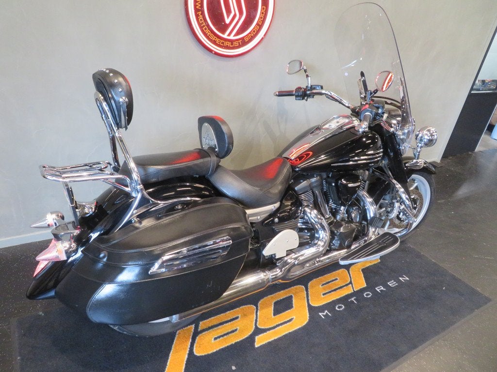 Yamaha XV 1900 MIDNIGHT STAR SUPER FRAAI! (bj 2016), Motoren, Motoren | Yamaha, Bedrijf, Chopper