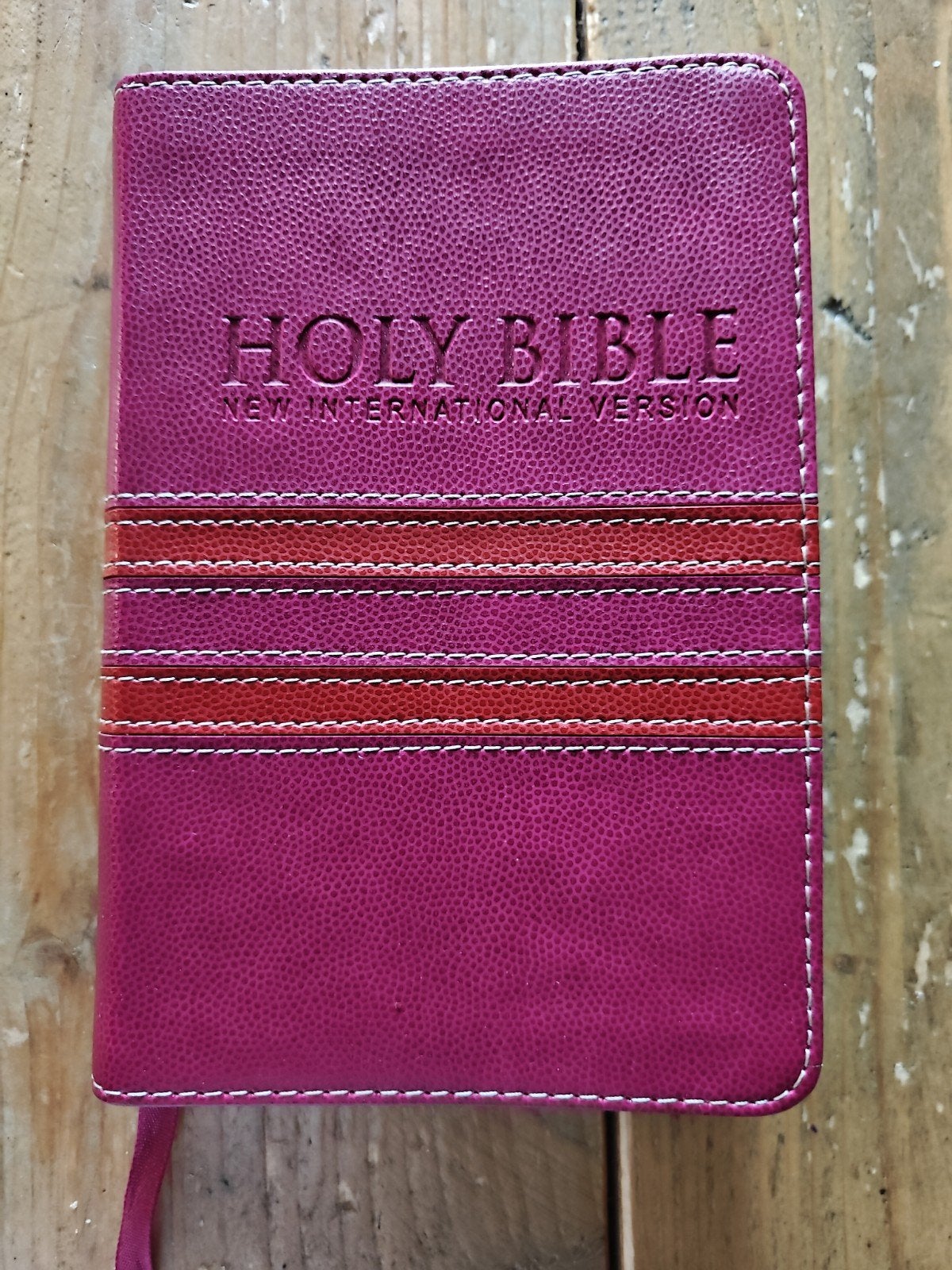 Holy Bible., Ophalen of Verzenden, Zo goed als nieuw, Christendom | Protestants