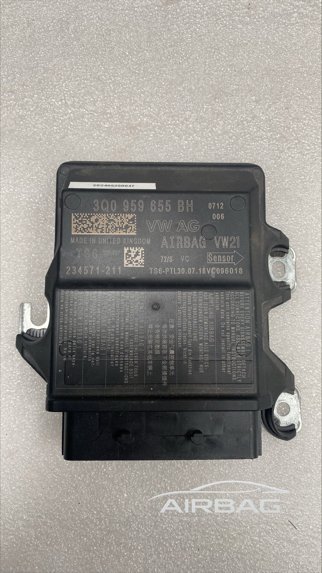 Skoda Karoq 2016+ airbag module srs-module regeleenheid airb, Gebruikt, -, -, Ophalen of Verzenden