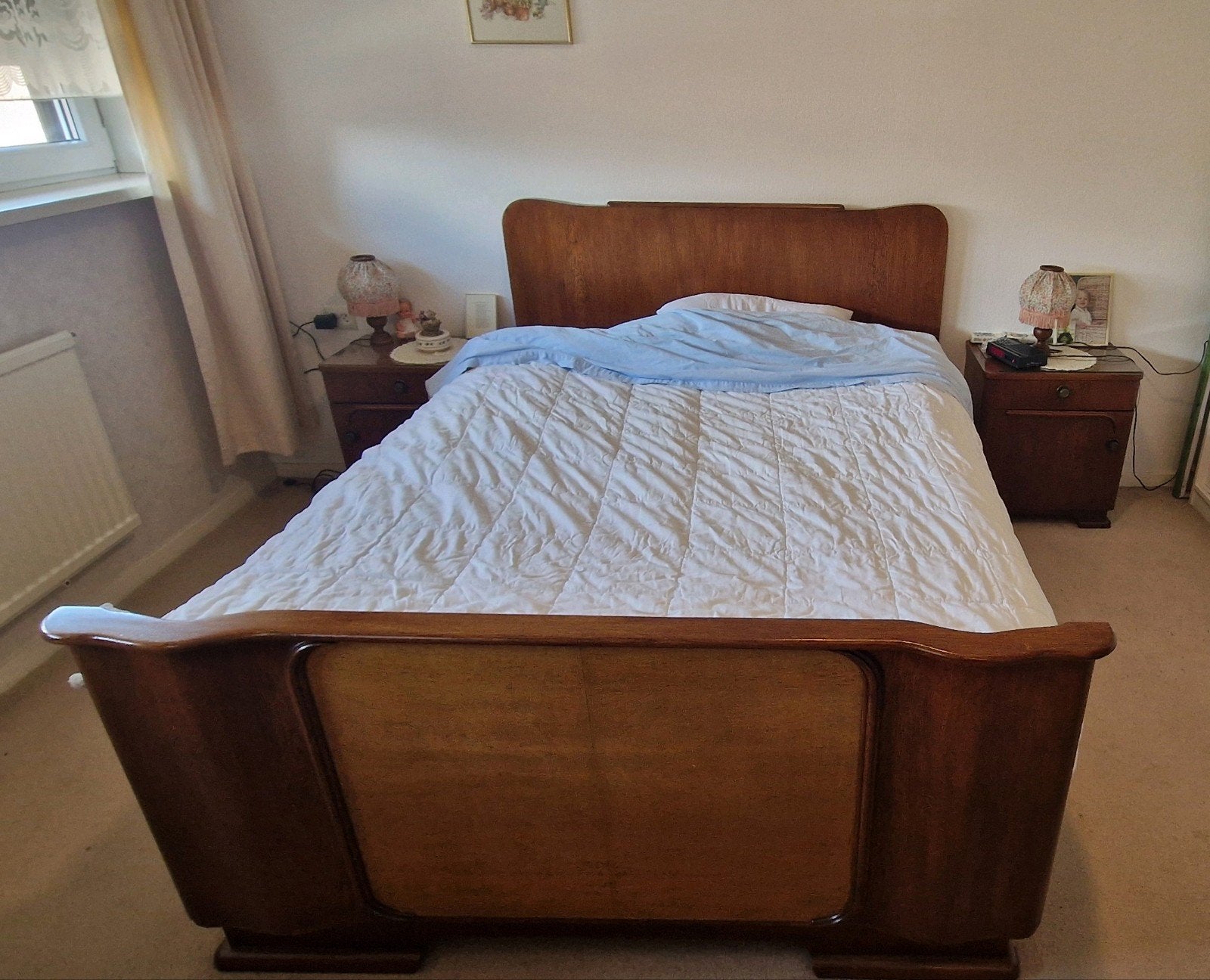 ZEER MOOI ANTIEK BEWERKT BED MET SPIRAAL BODEM
AFMETING
LENG, Ophalen, 140 cm, Zo goed als nieuw, Twijfelaar
