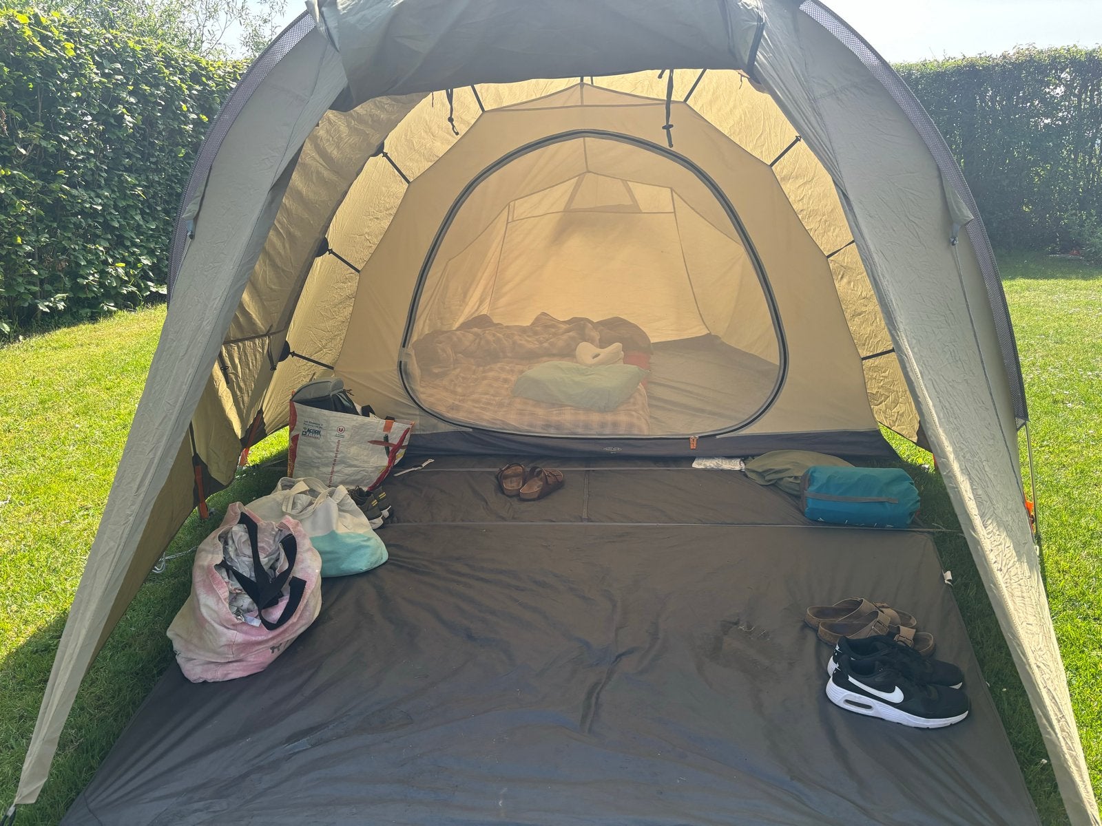 Vaude Opera 4P - Ruime 4-persoons tent, gebruikt met Pinkste, Ophalen, Gebruikt, Tot en met 4