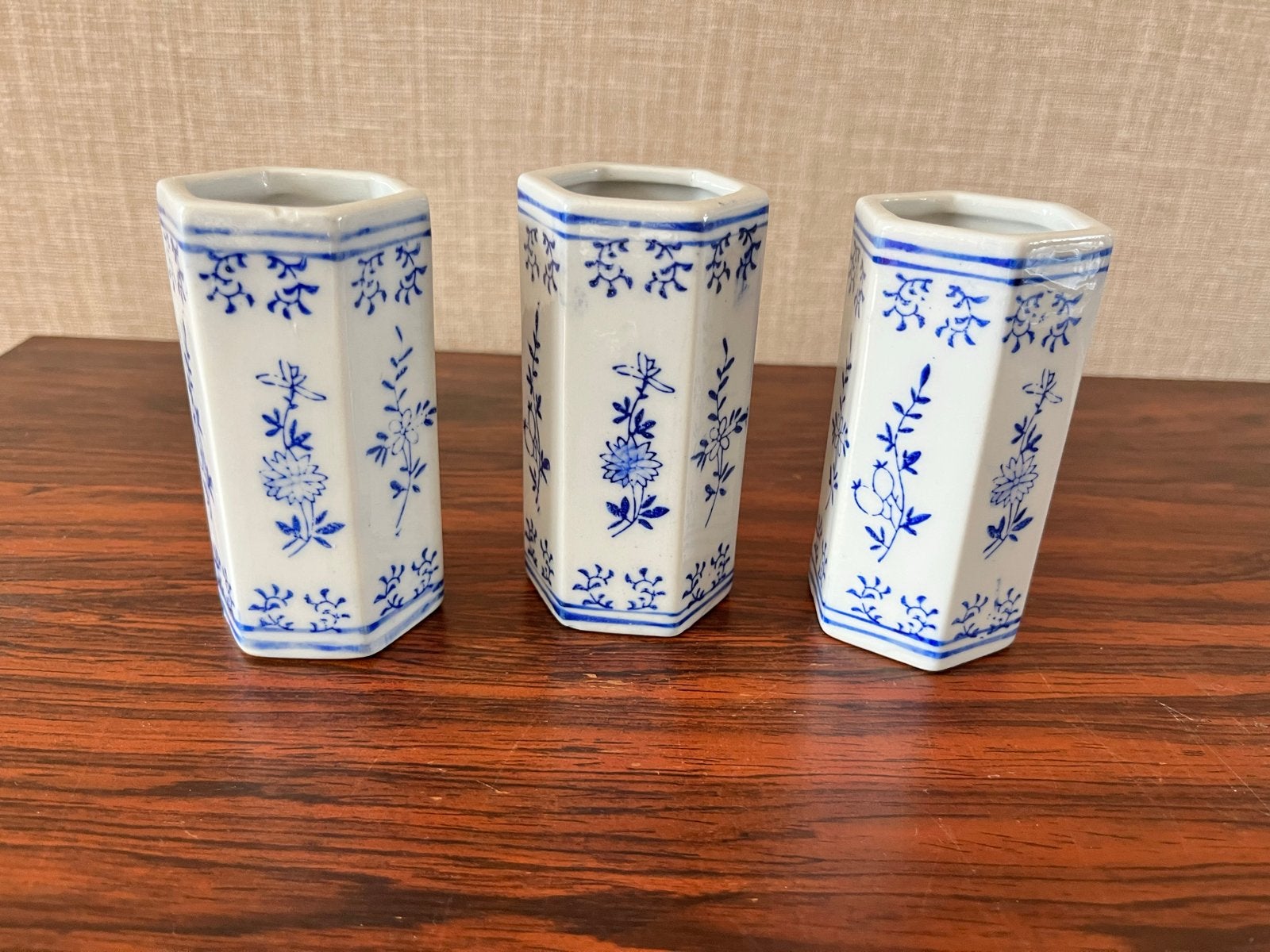 Set van 3 Delfts Blauw stijl zeshoekige vaasjes, Ophalen