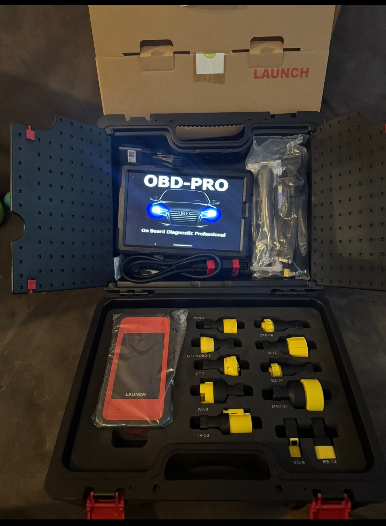 LAUNCH X431 CARS & TRUCKS 12V + 24V HD DIAGNOSE KIT, Ophalen of Verzenden