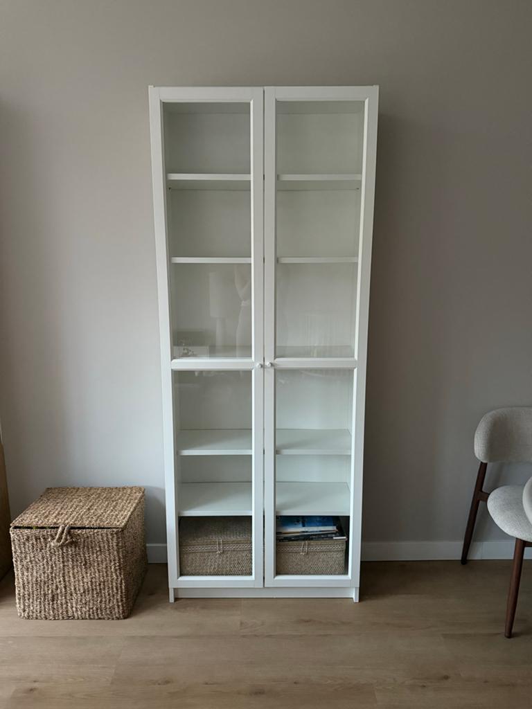 Witte IKEA Billy / Oxberg boekenkast met glazen deuren, Huis en Inrichting, Ophalen, 200 cm of meer, 50 tot 100 cm, Zo goed als nieuw
