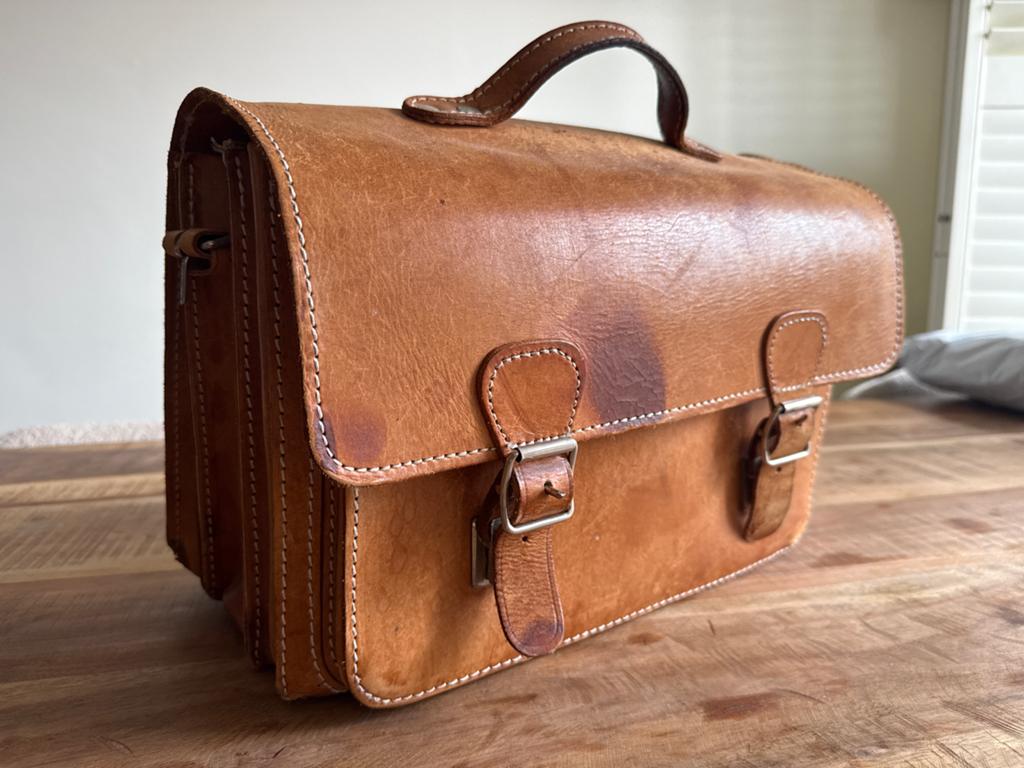 Vintage Leren Handtas / Schoudertas - Bruin, Sieraden, Tassen en Uiterlijk, Tassen | Damestassen, Ophalen of Verzenden, Gebruikt