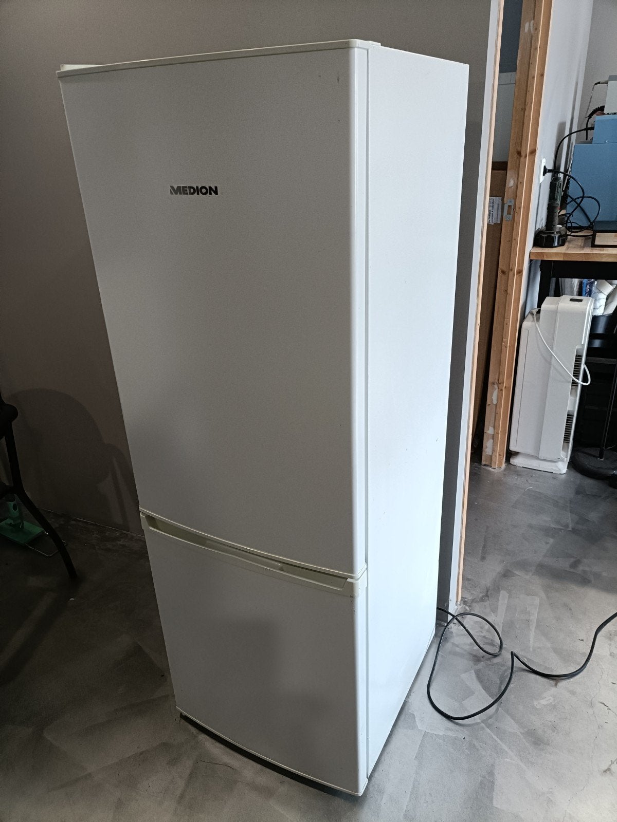 Medion koelkast met vriesvak - Zo goed als nieuw, Ophalen, 150 tot 200 liter, Zo goed als nieuw, 140 tot 160 cm