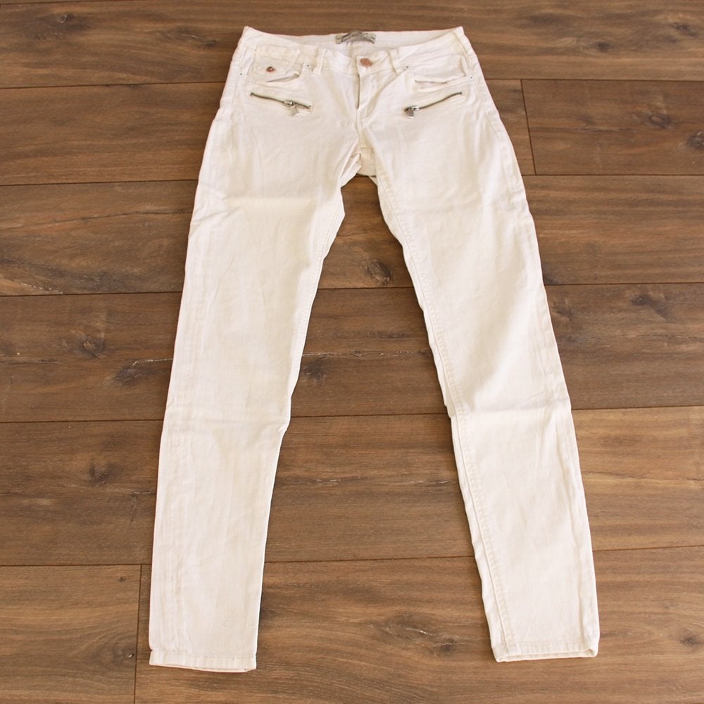 Mooie Maison Scotch Broek (W|27/L|32) - 62 € 45,-, Kleding | Dames, Wit, Zo goed als nieuw, W27 (confectie 34) of kleiner, Maison Scotch