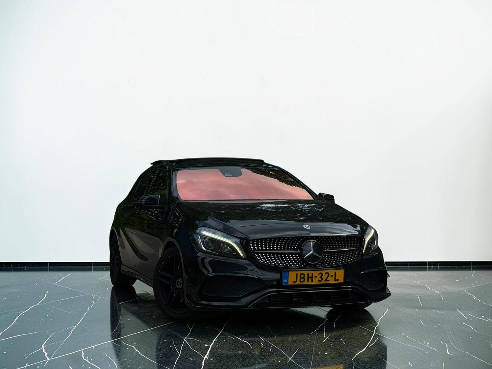 Mercedes-Benz A-klasse 250 Motorsport Edition AMG|Pano|Zeldz, Gebruikt, 4 cilinders, 715 kg, Zwart