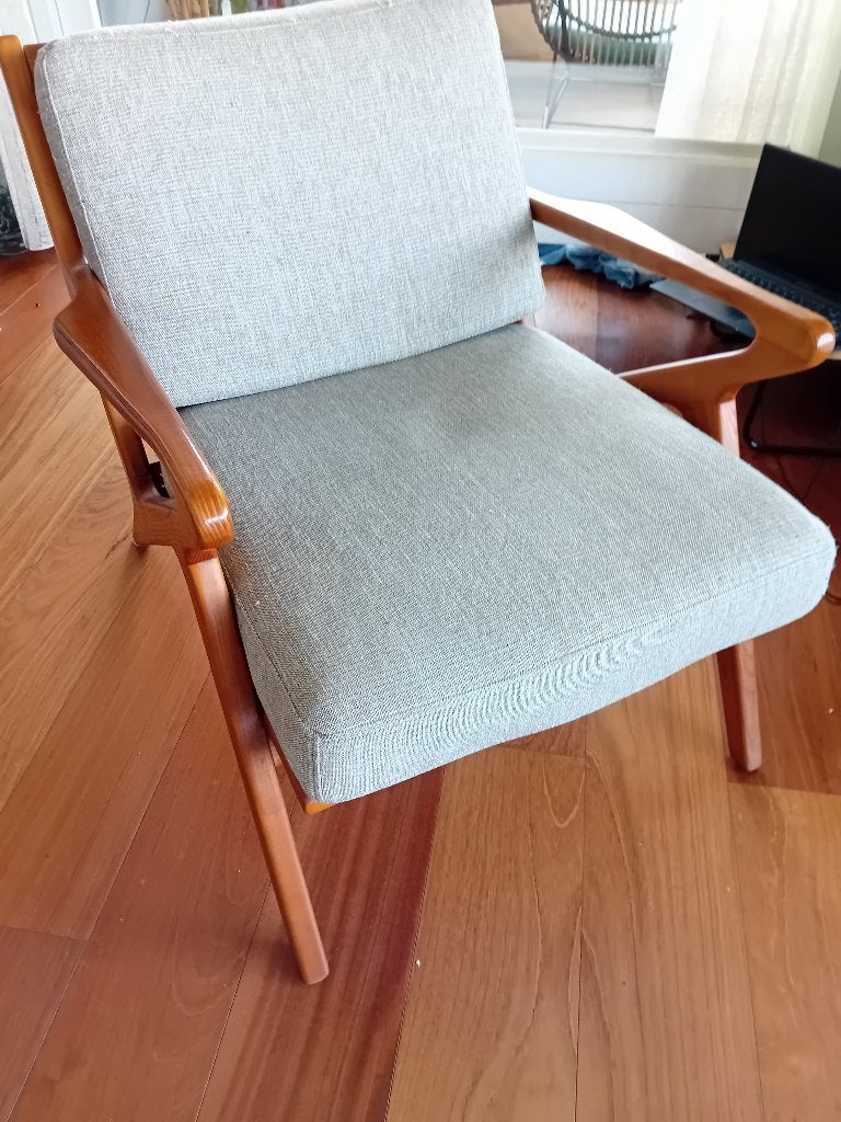 2 vintage stoelen, Ophalen, Hout, Gebruikt, Twee
