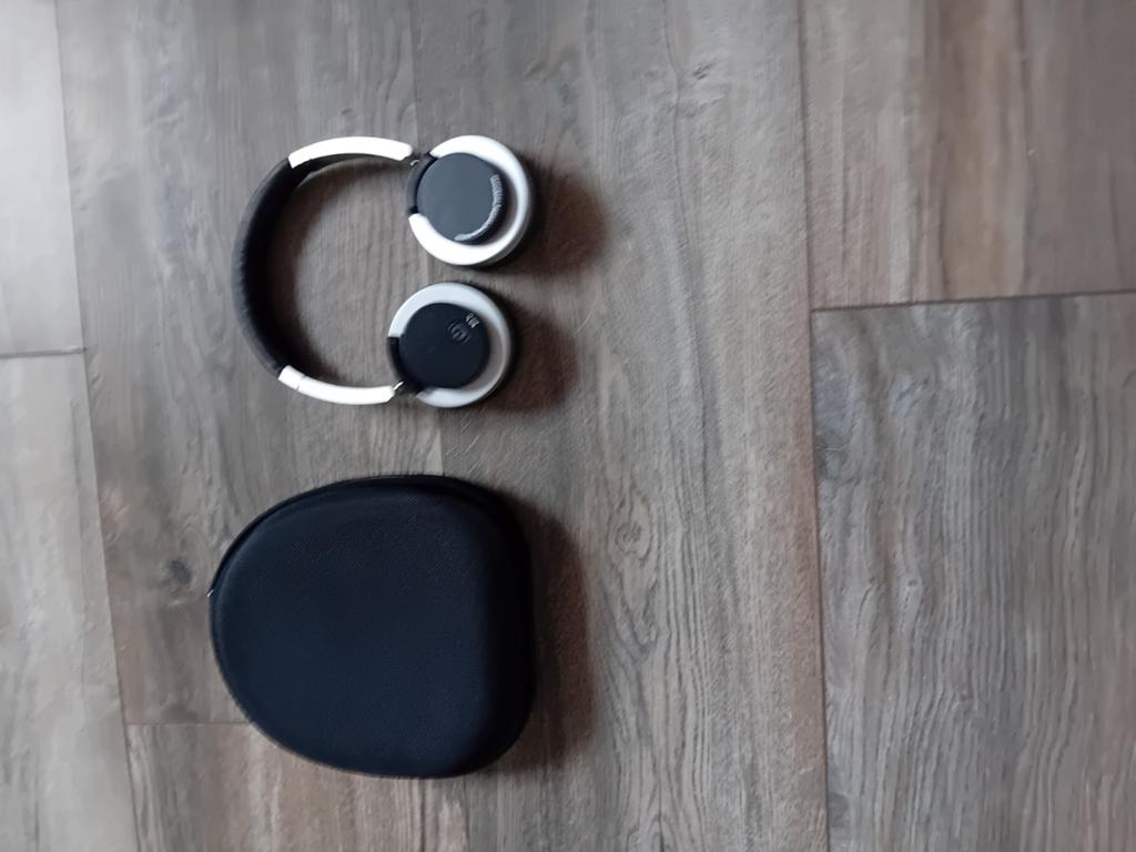 Draadloze koptelefoon met hardcase, Ophalen of Verzenden, Zo goed als nieuw, Overige merken, Draadloos