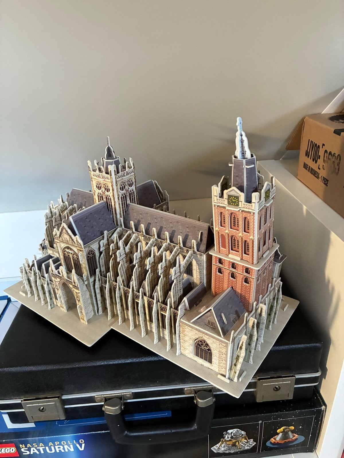 3D Puzzel Sint Janskathedraal Den Bosch - Karton, Gebruikt, Gebouwen, Ophalen of Verzenden, Papier of Karton