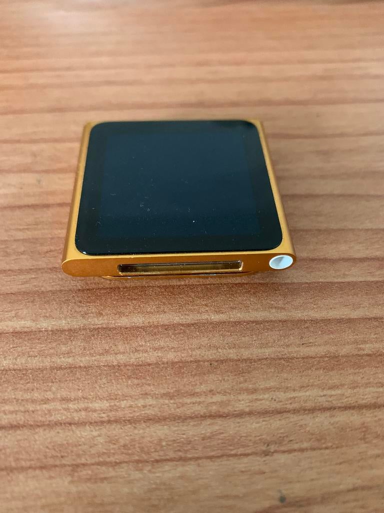 Te koop i-pod nano en jbl dockstation, Ophalen, Zo goed als nieuw