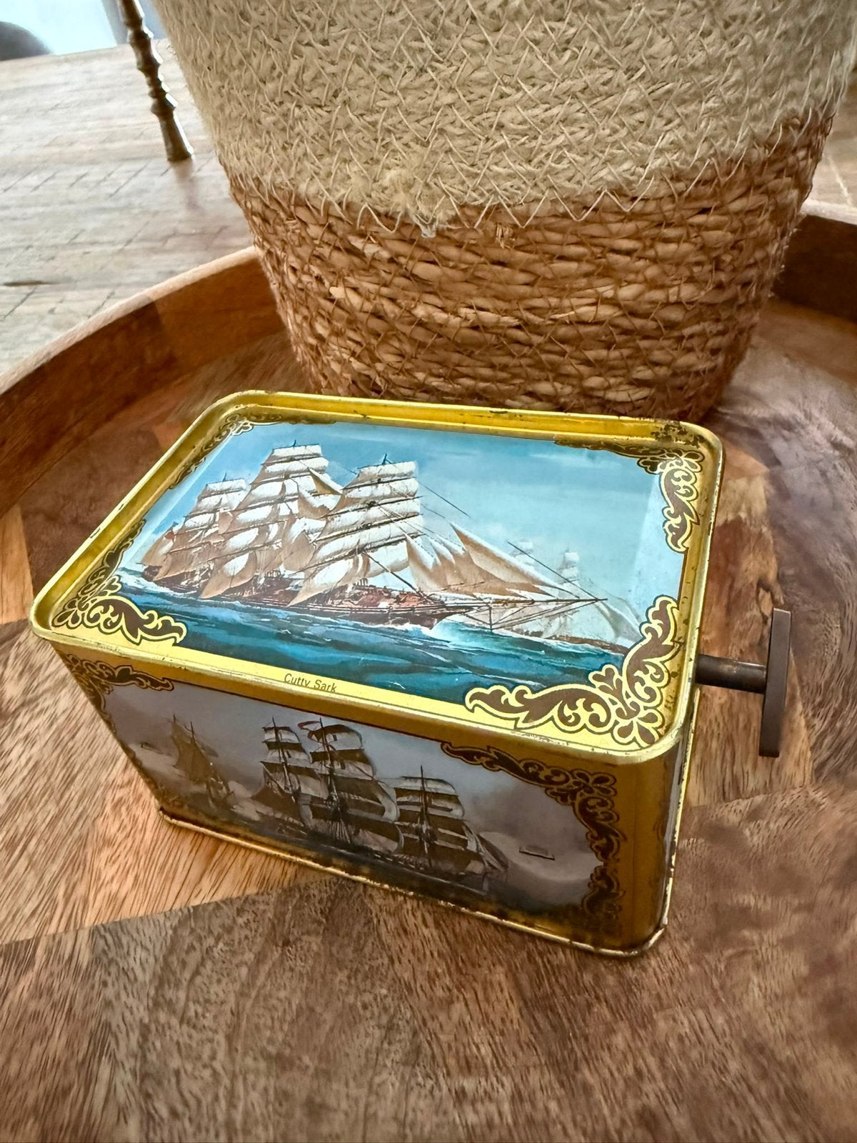 Vintage blikken doos met schepen - Cutty Sark & U.S.S. Const, Ophalen of Verzenden
