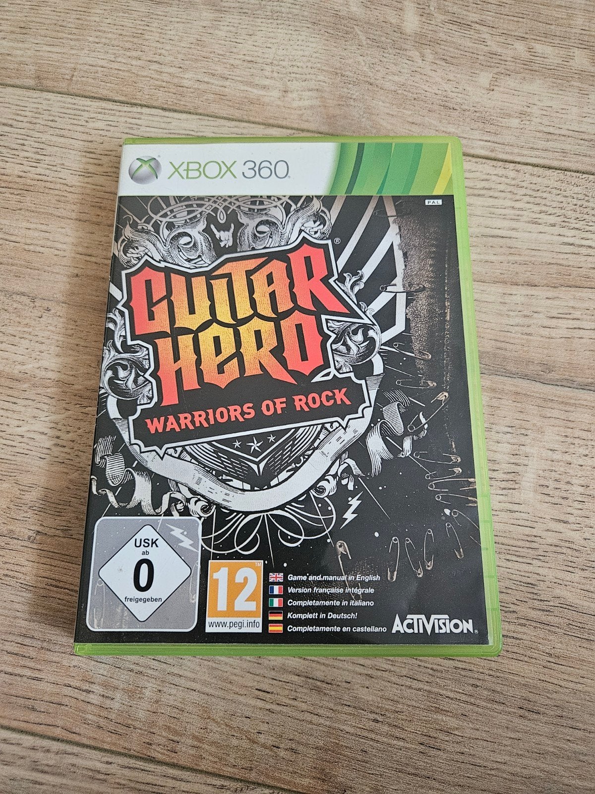 Guitar Hero Warriors of Rock - Xbox 360, Muziek, Ophalen of Verzenden, Zo goed als nieuw, Eén computer