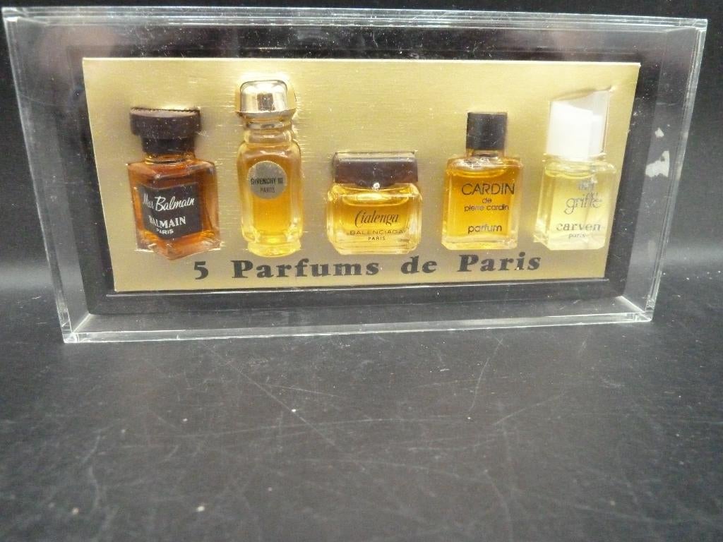 Vintage doosje met 5 Parfums de Paris, Ophalen of Verzenden, Nieuw, Miniatuur, Gevuld