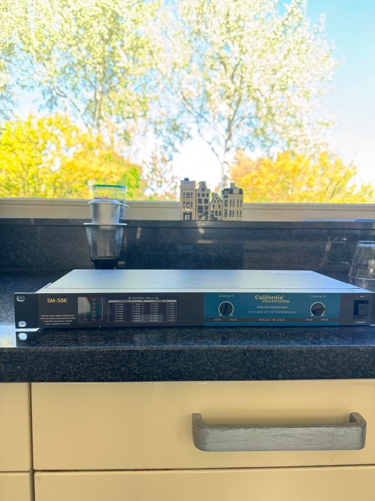 California Electronics SM-58K Draadloze Microfoon Ontvanger, Muziek en Instrumenten, Ophalen, Gebruikt, Overige typen, Draadloos