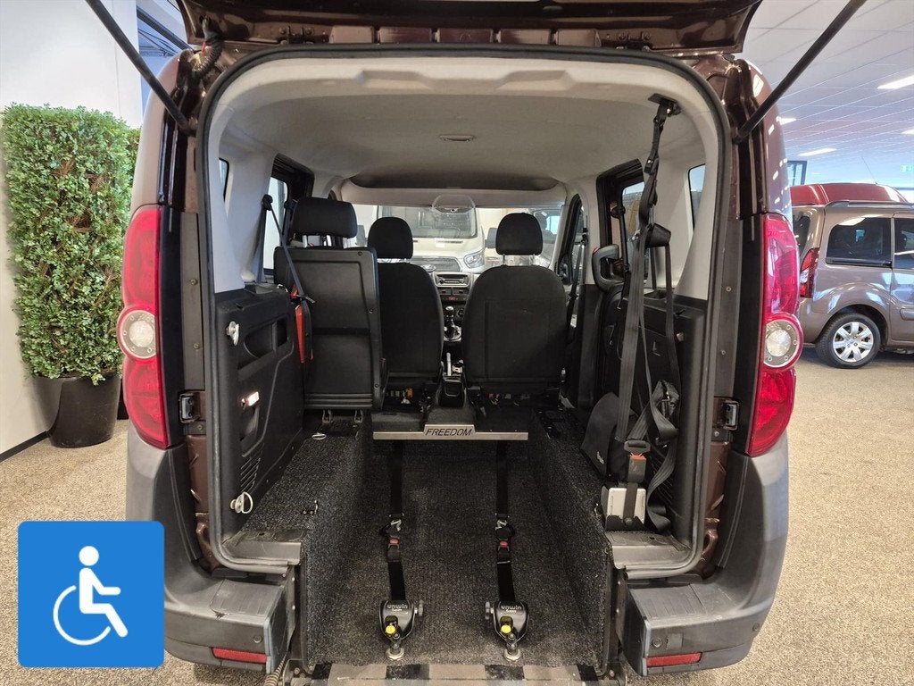 Fiat Doblo Rolstoelauto XXL-Ombouw 160cm 3+1, Auto's, Fiat, Voorwielaandrijving, Stof, Gebruikt, 14 km/l
