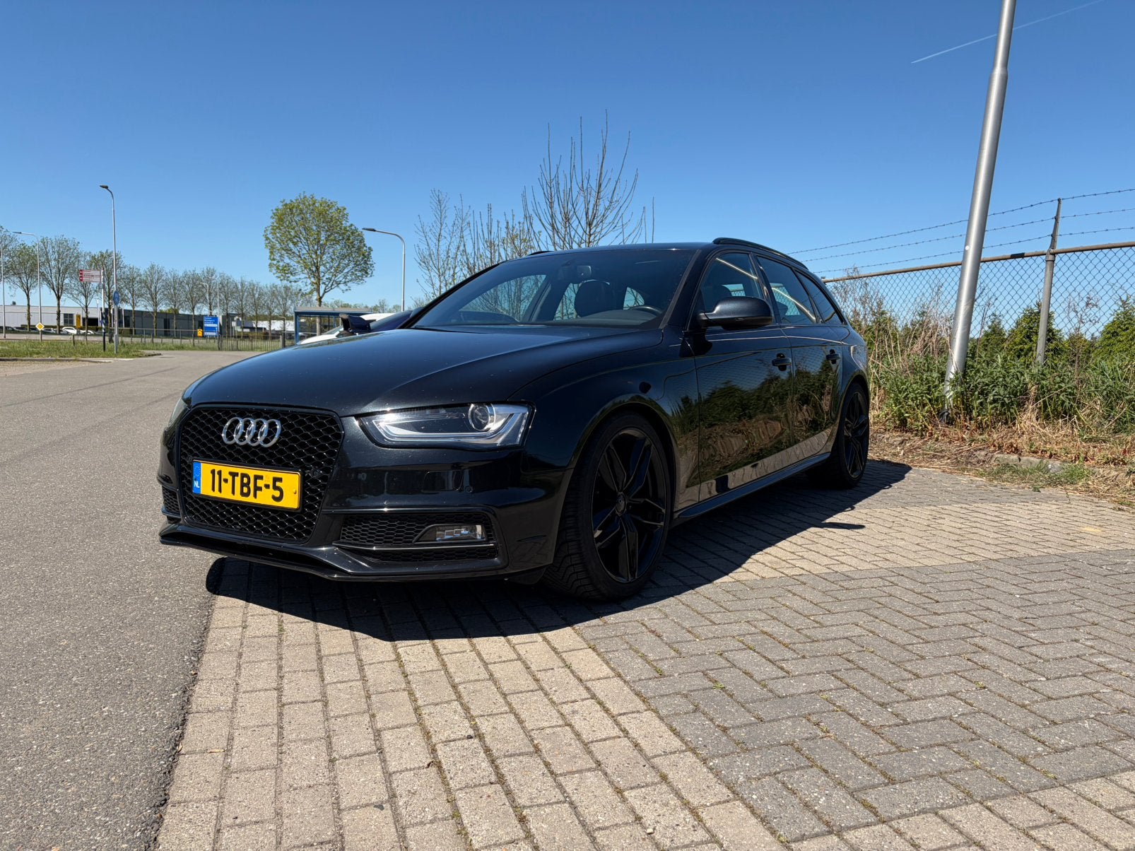 Audi A4 2.0 Tfsi 169kW (230pk) Avant Multitronic 2012 Zwart, Navigatiesysteem, Zwart, 4 cilinders, 1984 cc