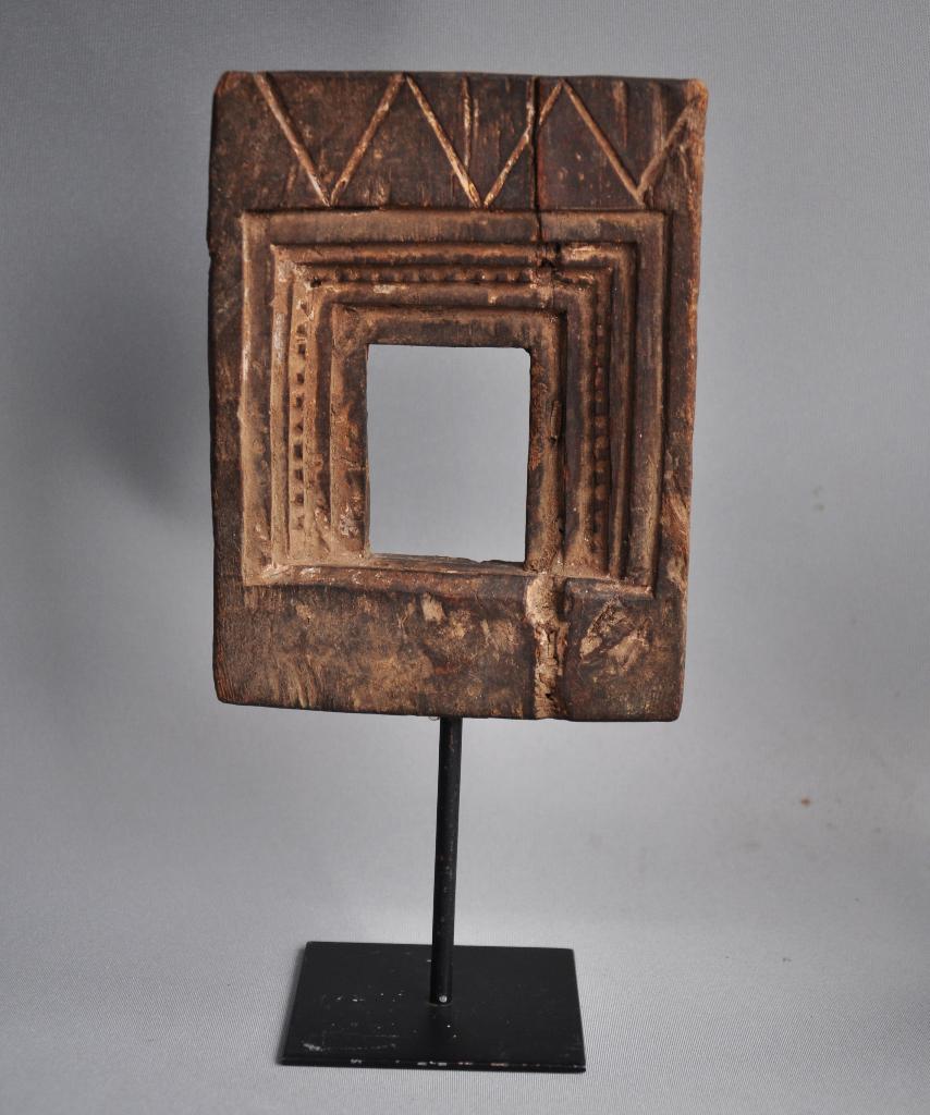 Huisaltaar op metalen standaard, Rajastan, India, ca 1960, Ophalen of Verzenden