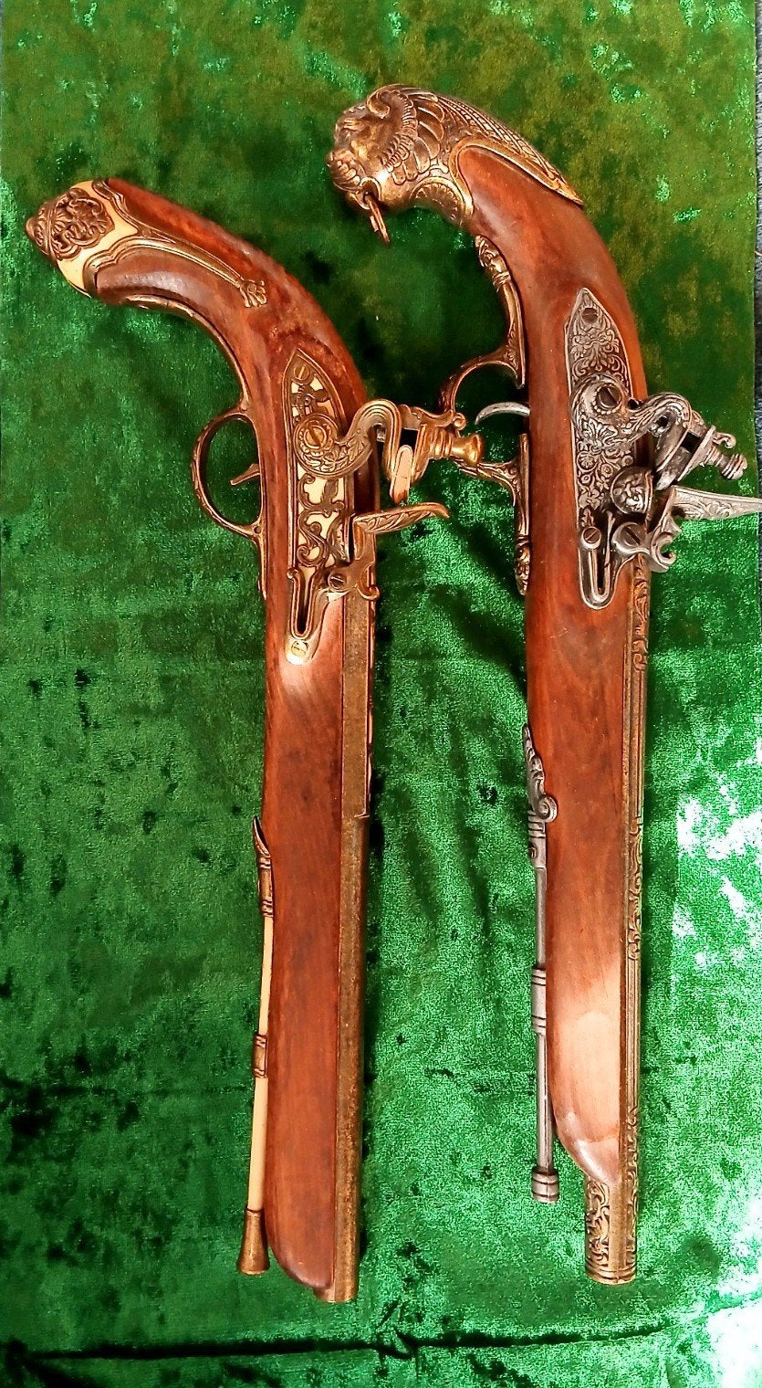 Decoratieve Antieke Flintlock Pistolen Set, Antiek en Kunst, Verzenden