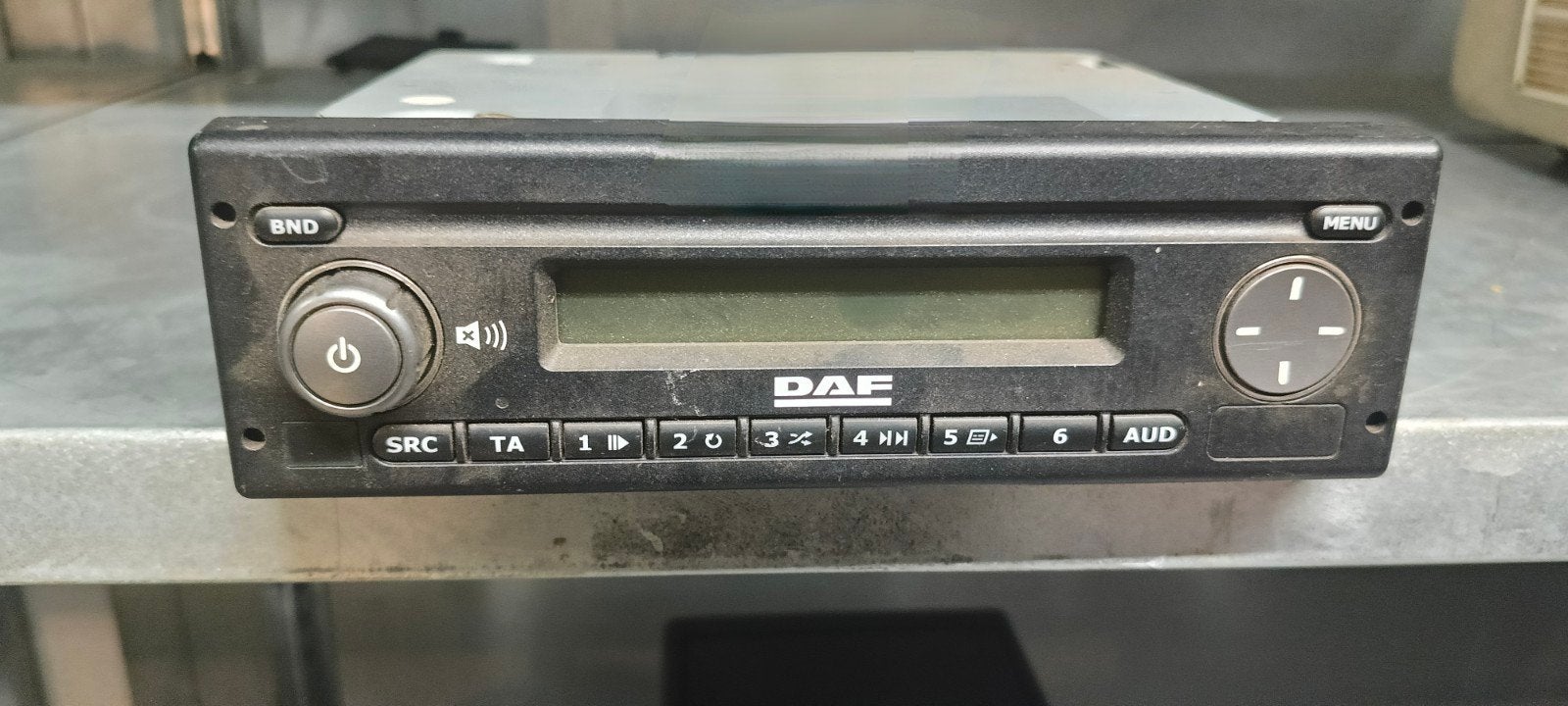 DAF Autoradio 24V voor vrachtwagen, Ophalen of Verzenden, Gebruikt