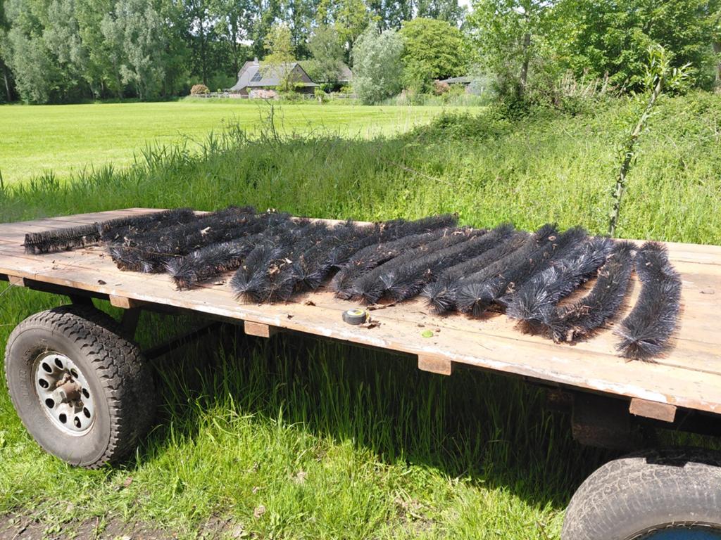 Dakgootborstels en vogelweringsborstels, Ophalen of Verzenden, Zwart, Minder dan 5 m², Overige typen
