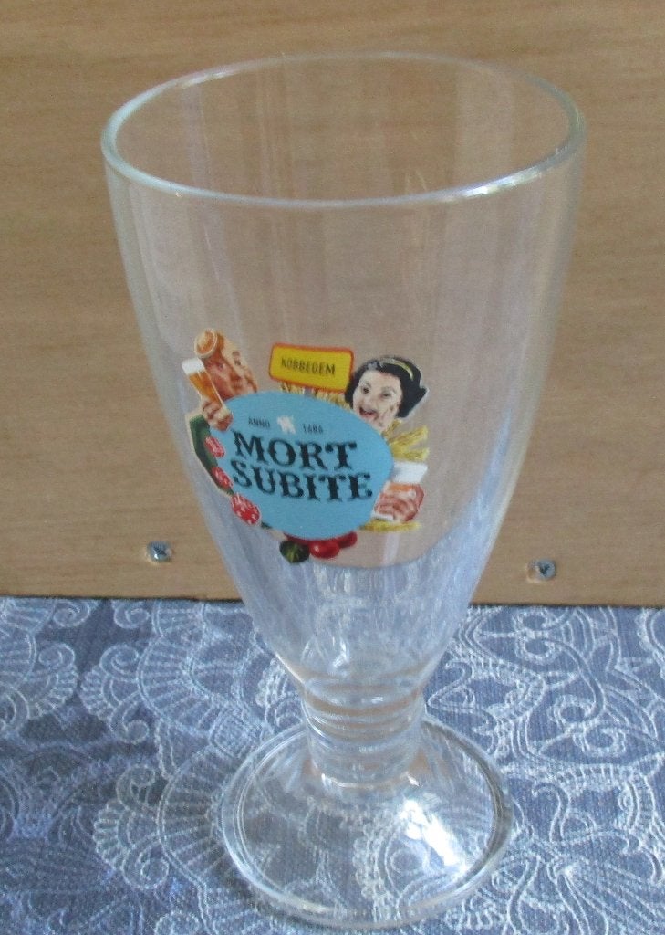 doos met 6 nieuwe Mort Subite Kobbegem bierglazen 25cl, Ophalen of Verzenden, Nieuw, Glas of Glazen, Overige merken