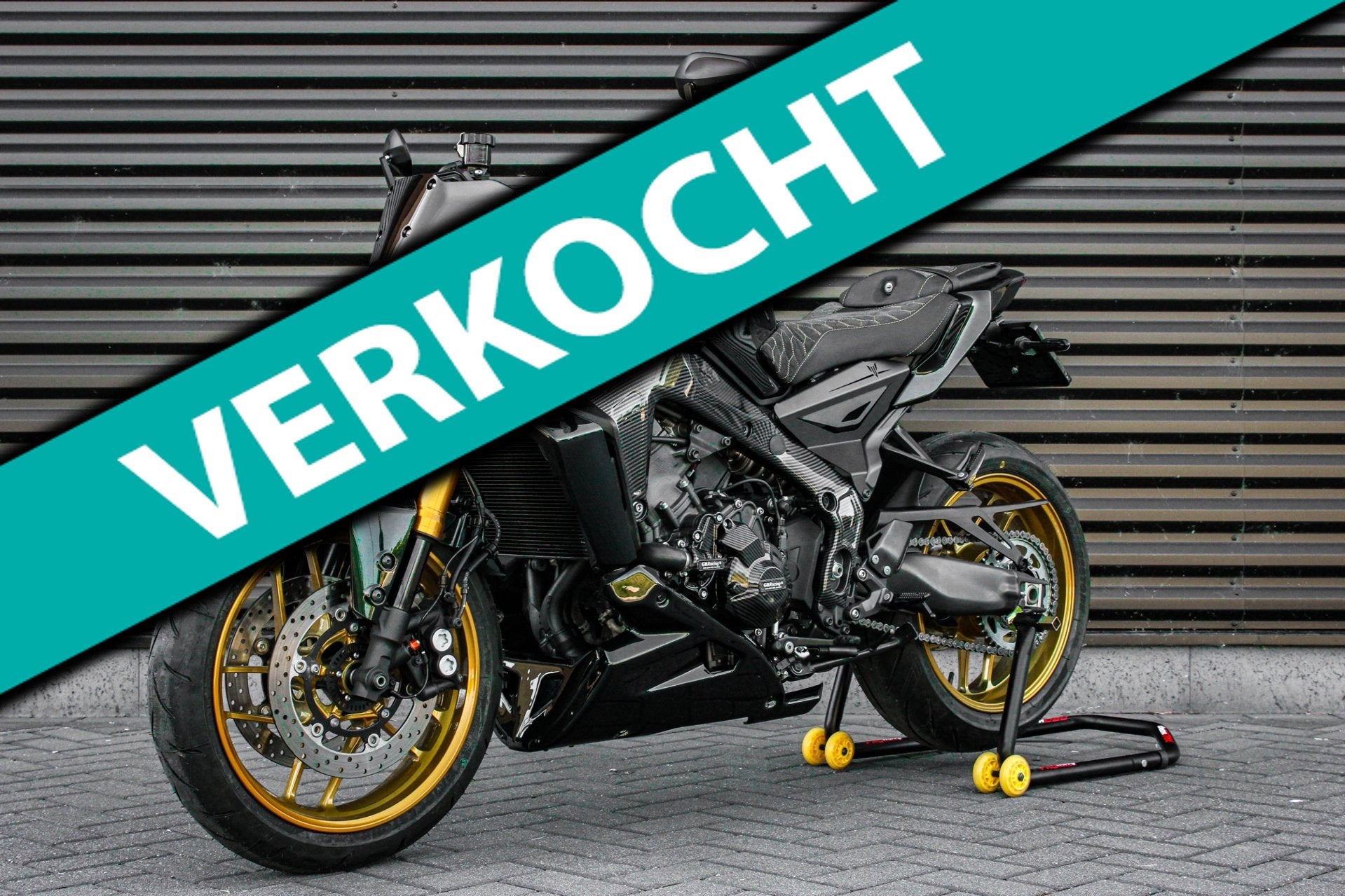 Yamaha Tour MT-09 ABS SP OPS 119PK 2024 /3.164KM /NIEUWSTAAT, Motoren, Motoren | Yamaha, Bedrijf, Toermotor, meer dan 35 kW, ABS