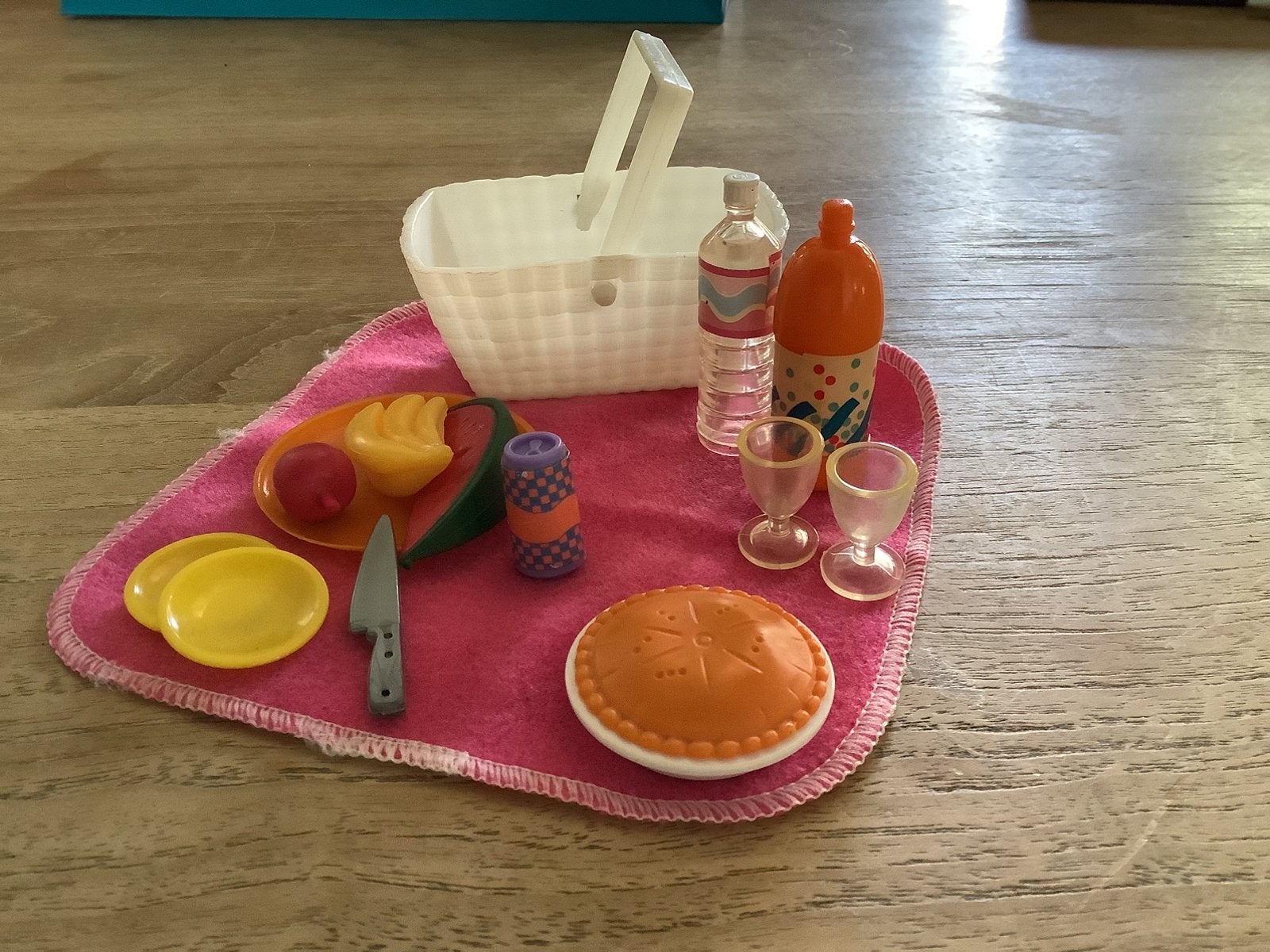 Barbie gaat picknicken, Ophalen of Verzenden, Zo goed als nieuw, Kunststof