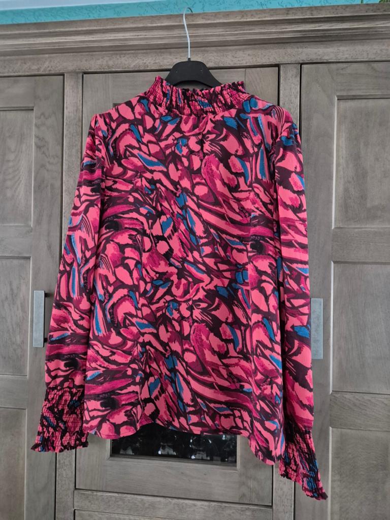 Roze blouse met print en ruches maat L, Maat 42/44 (L), Ophalen of Verzenden, Roze, Onbekend