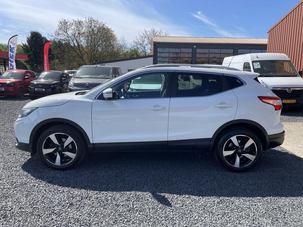 Nissan QASHQAI 1.2 DIG-T N-CONNECTA EDITION (bj 2015), Auto's, Stof, Gebruikt, Met garantie (alle), 116 pk
