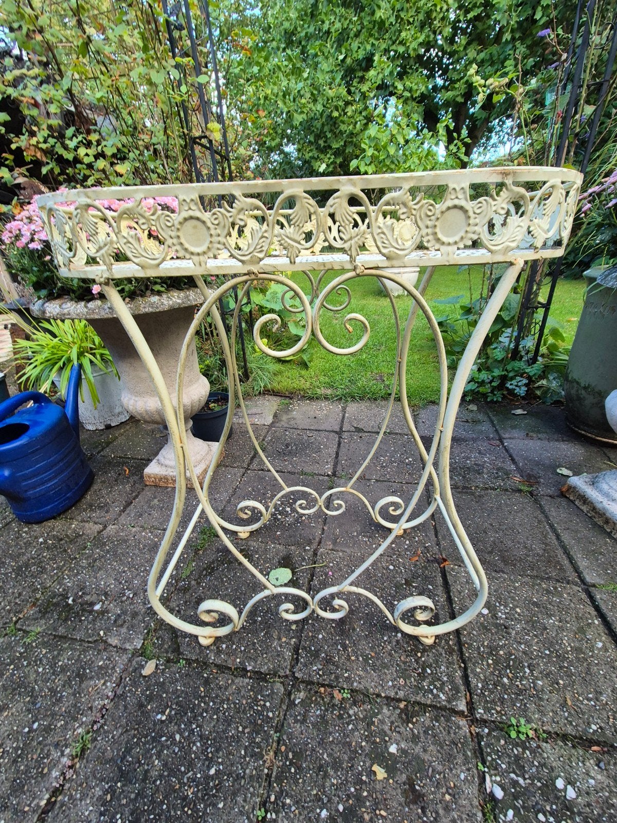 mooie vintage plantentafel ijzer, Ophalen, Gebruikt, Ovaal, Metaal