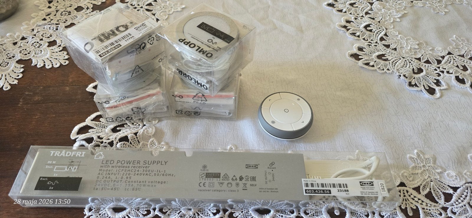 NIEUW: IKEA TRÅDFRI Slimme Verlichting Set - 4x OMLOPP Spots, Ophalen of Verzenden, Nieuw