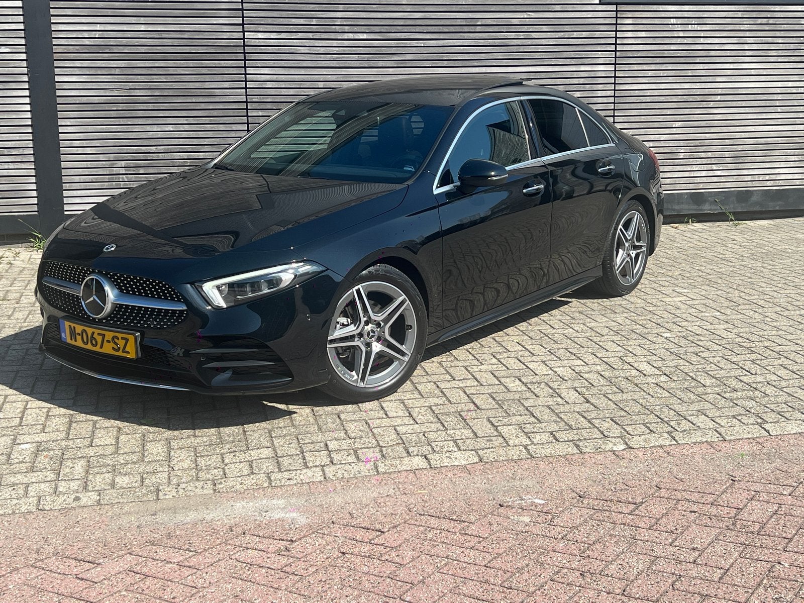 Mercedes A Klasse 200 business Solution amg Panorama dak, Zwart, Zwart, Lichtsensor, Particulier