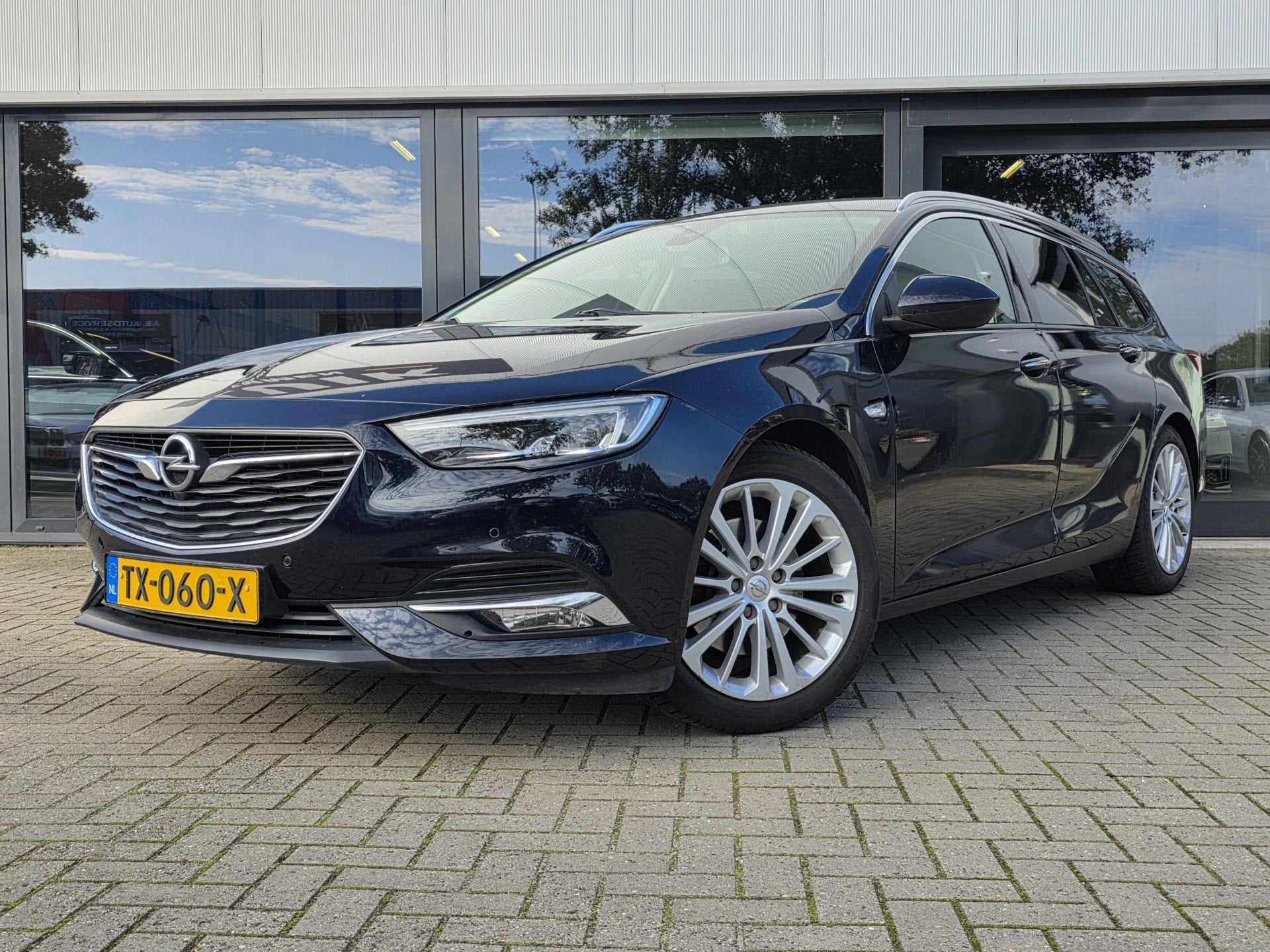Opel Insignia Sports Tourer 1.6 Turbo Innovation (bj 2018), Gebruikt, 4 cilinders, Blauw, Leder en Stof