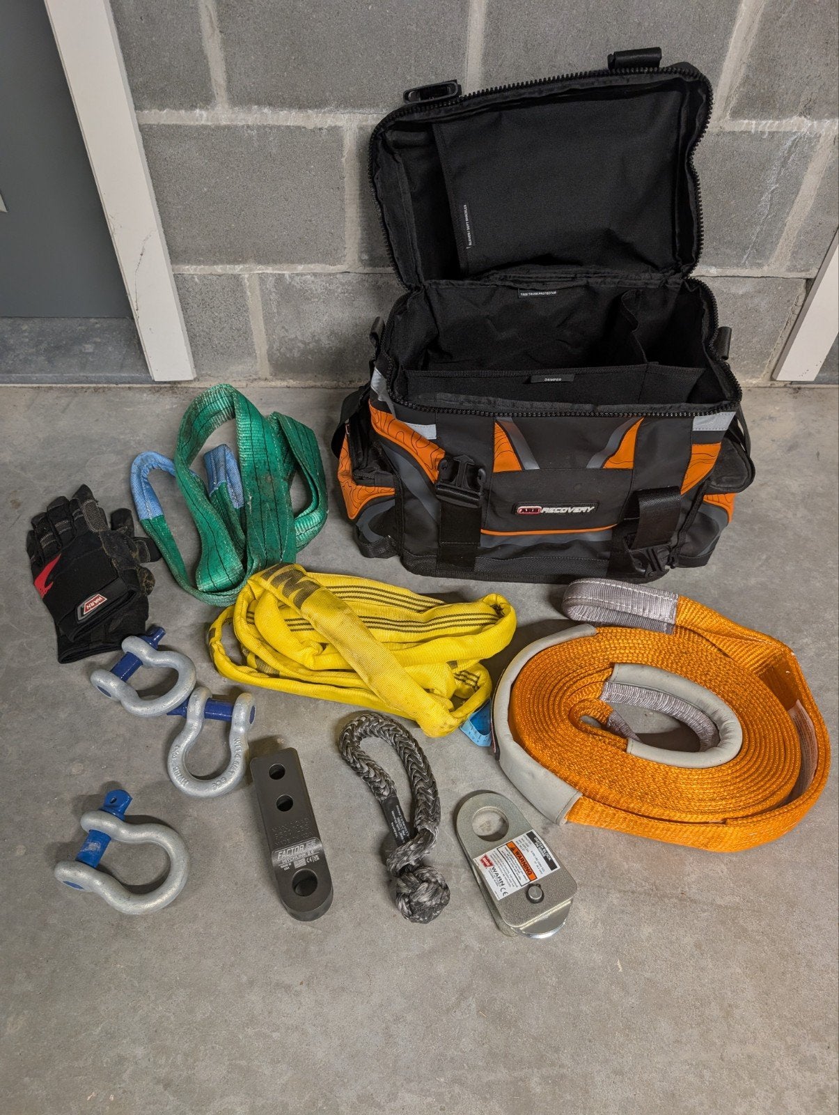 Complete ARB Off-Road Recovery Set: Anker, Straps, Maxtr, Ophalen, Zo goed als nieuw