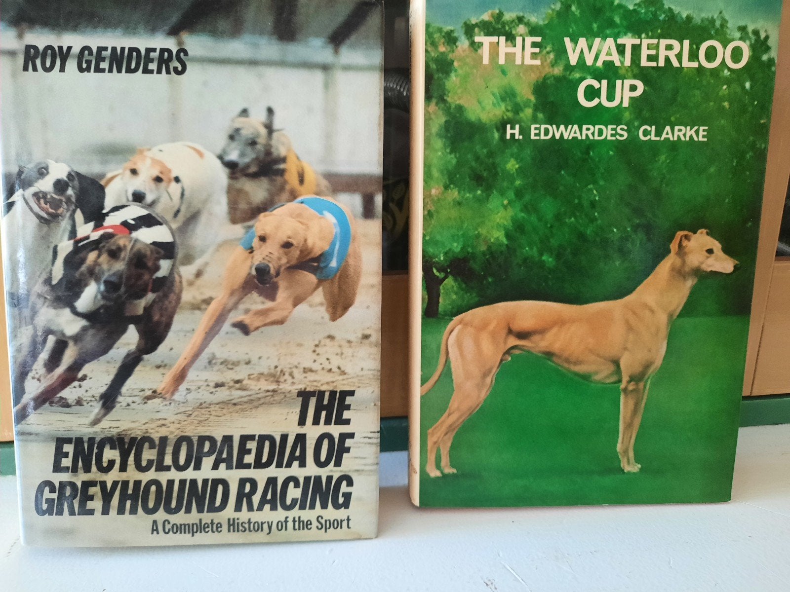 Boeken over Windhonden en Windhonden Rensport, Ophalen