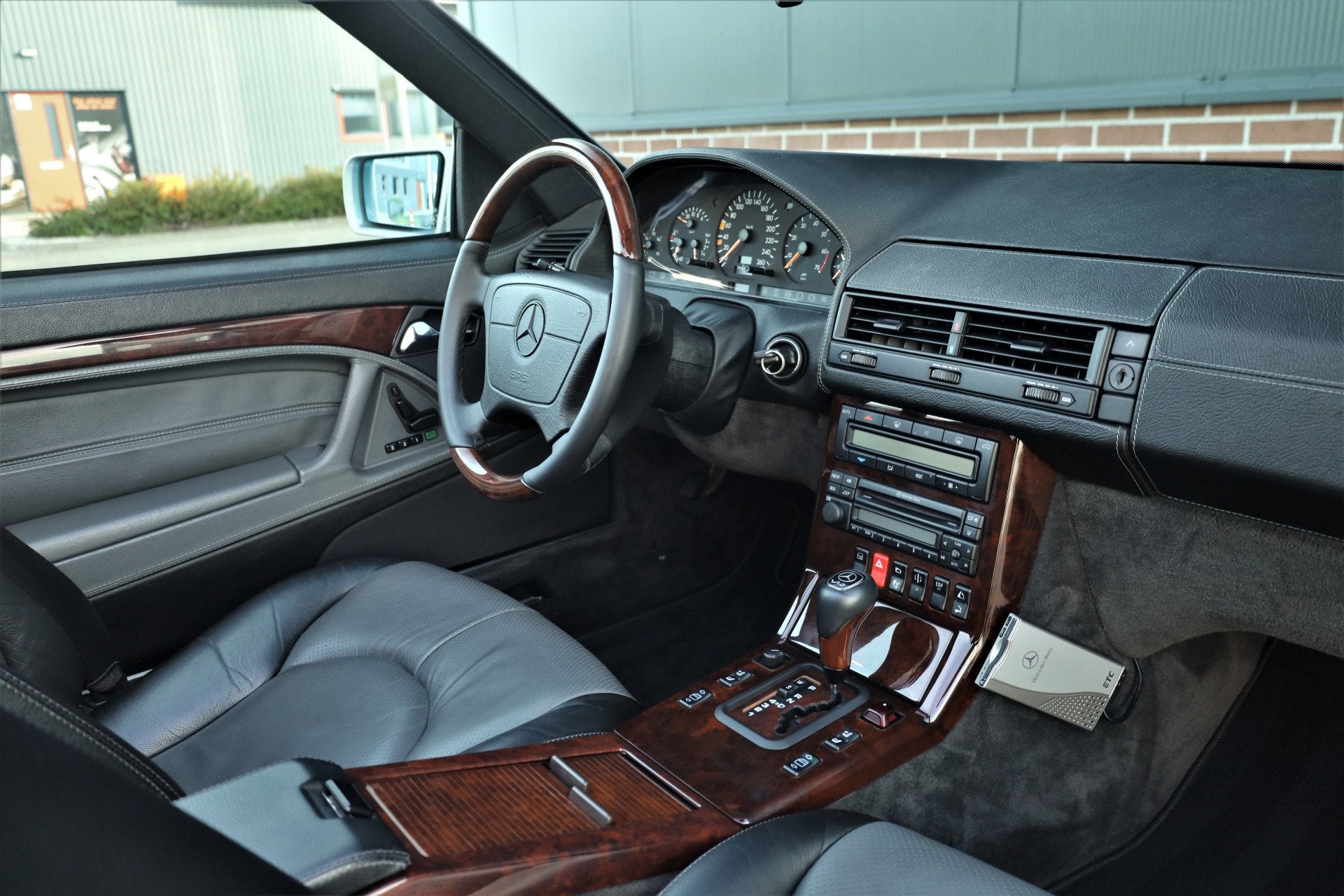Mercedes-Benz SL-Klasse SL 600 Youngtimer 134122km, foto 9